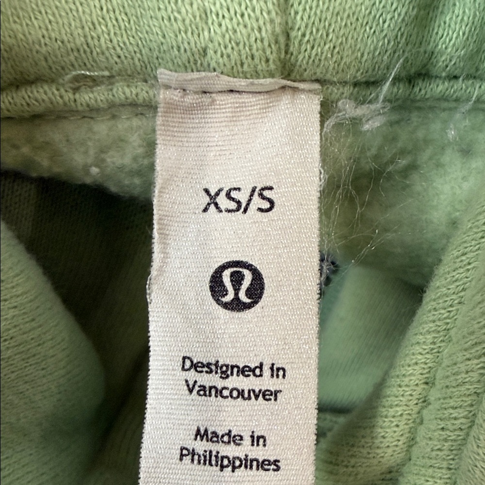 ⚫️ Lululemon half zip scuba hoodie - Picture 2 of 12